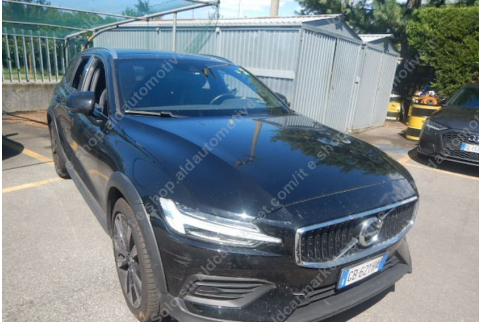 2020 Volvo V60 Cross Country, Dyzelinas